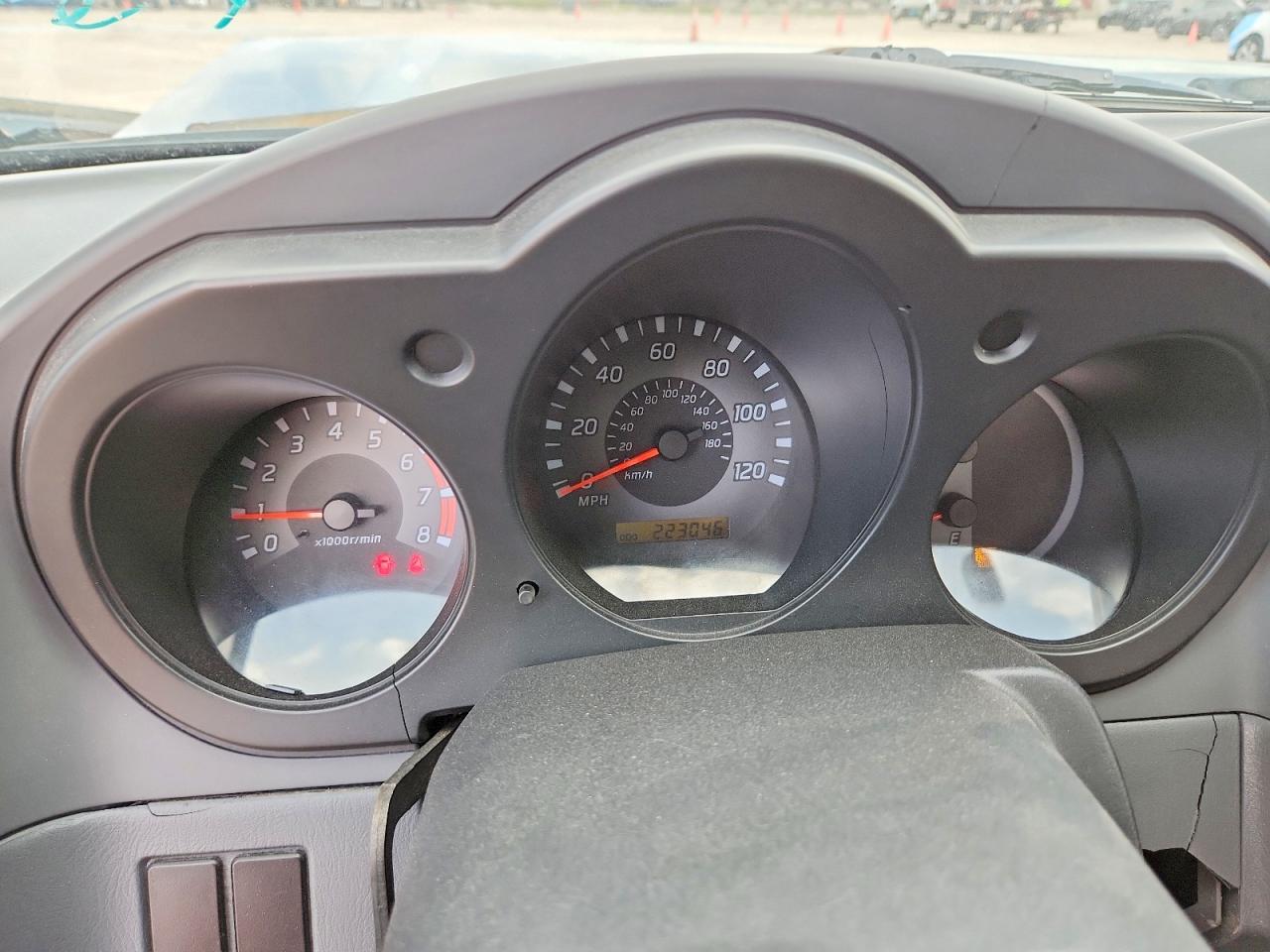 Nissan Frontier Xe-v6