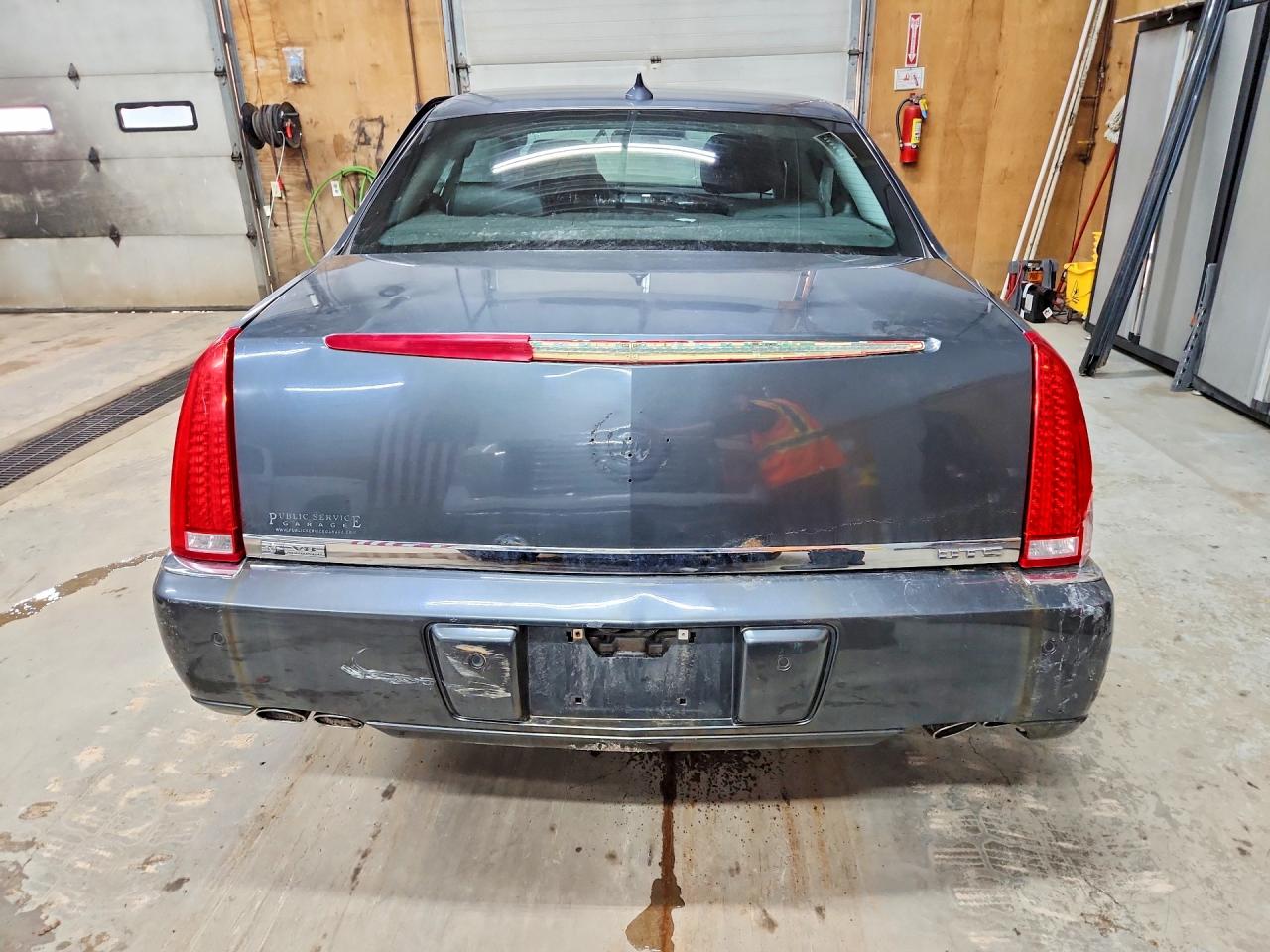 Cadillac DTS Premium Collection