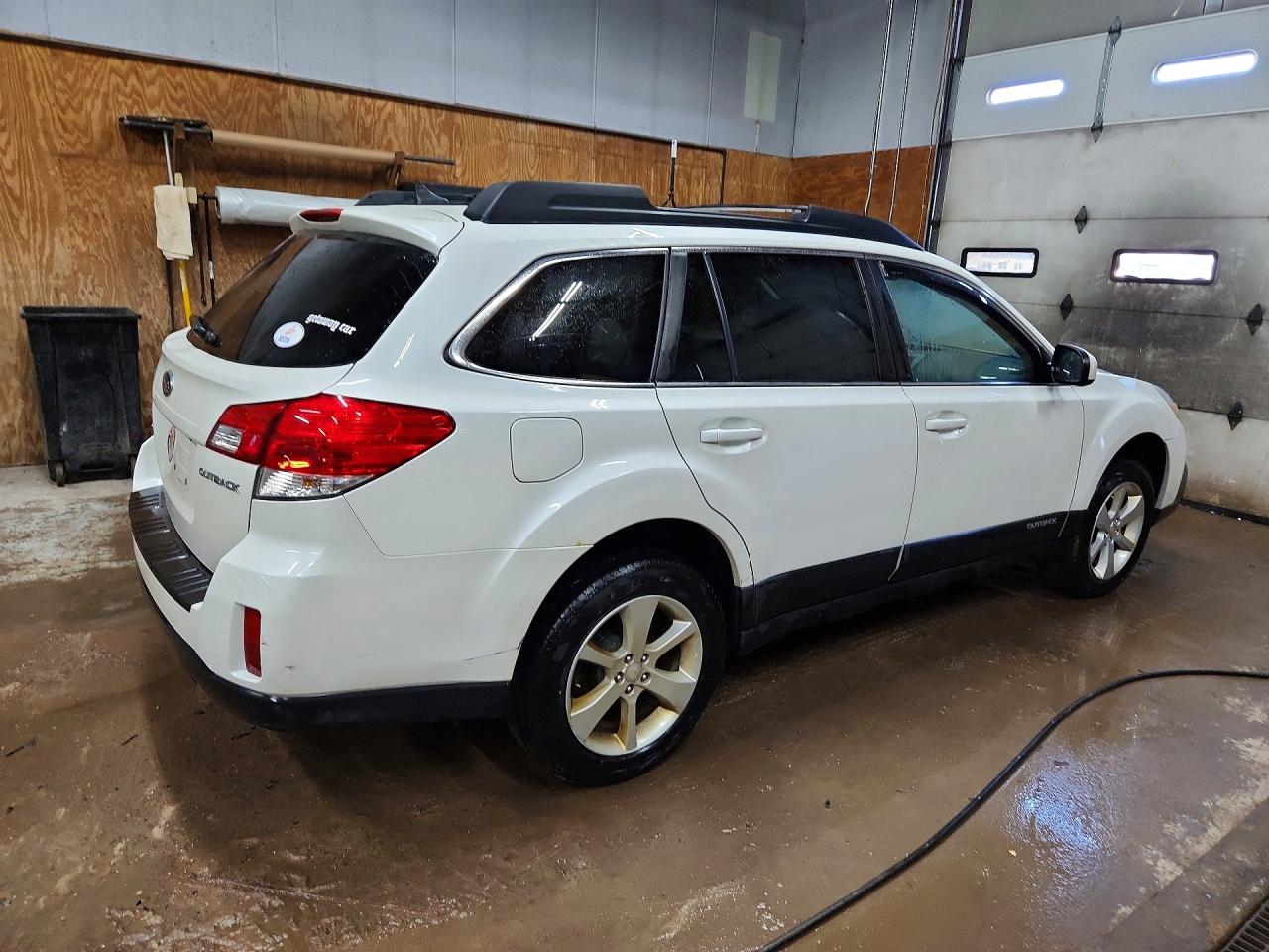 Subaru Outback 2.5i Premium