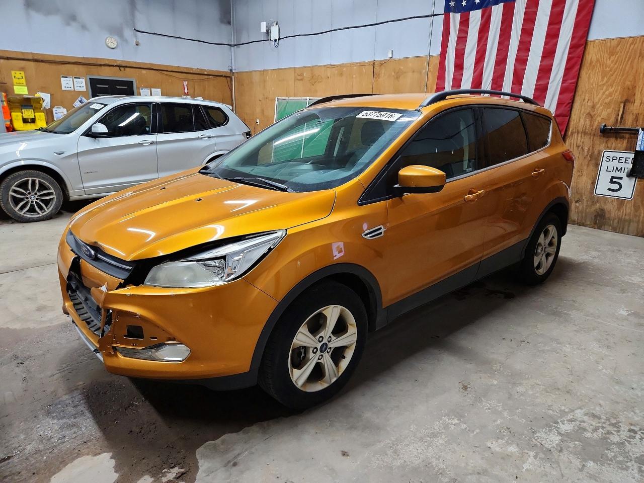 Salvage Ford Escape Image