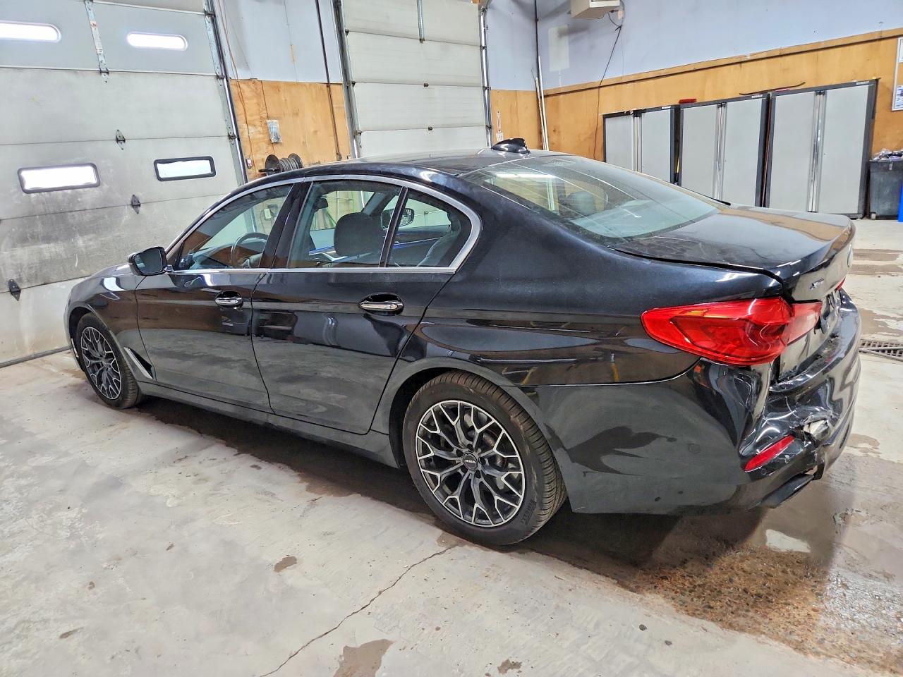 BMW 5 Series Xi