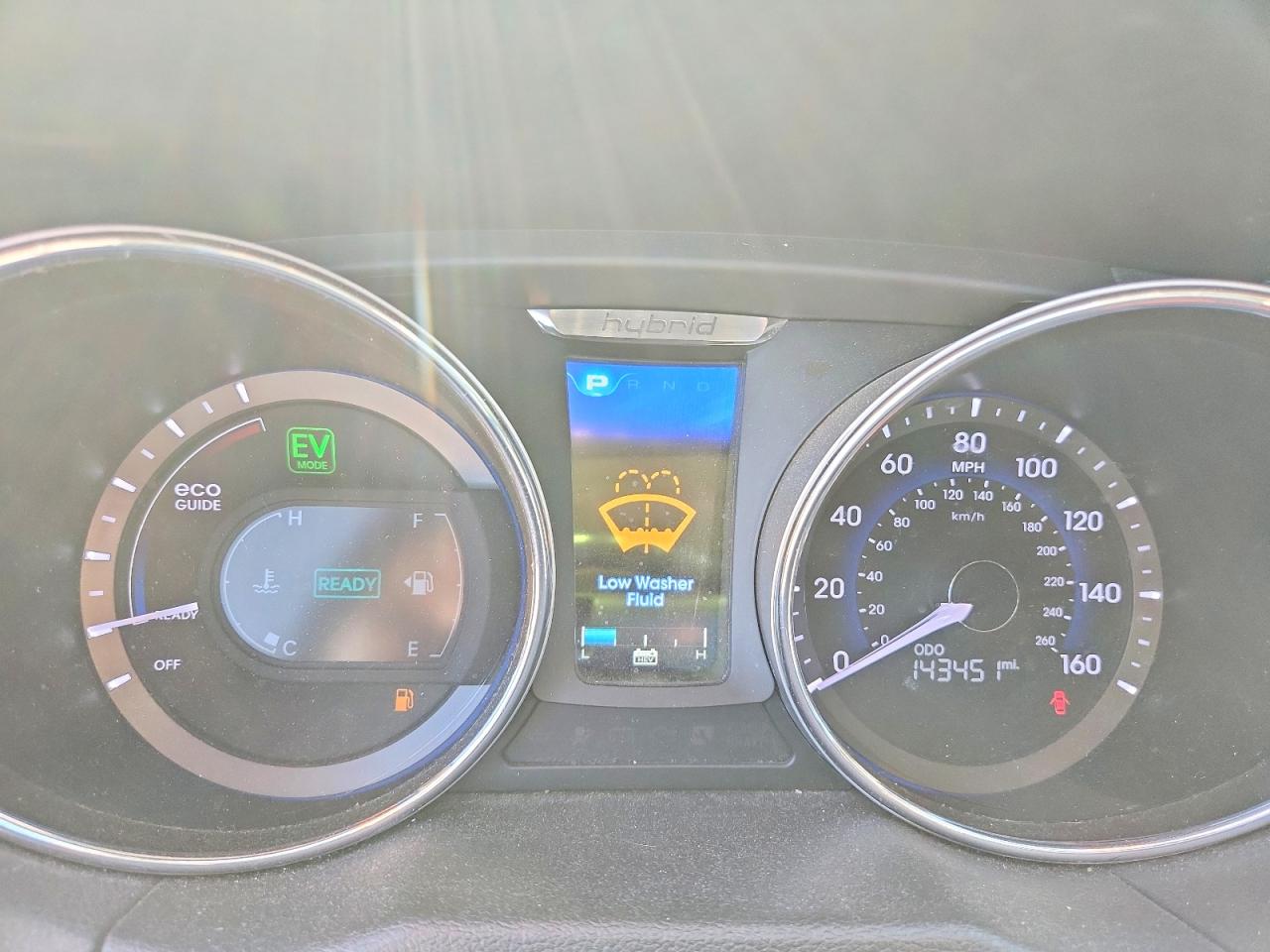 Hyundai SONATA Hybrid