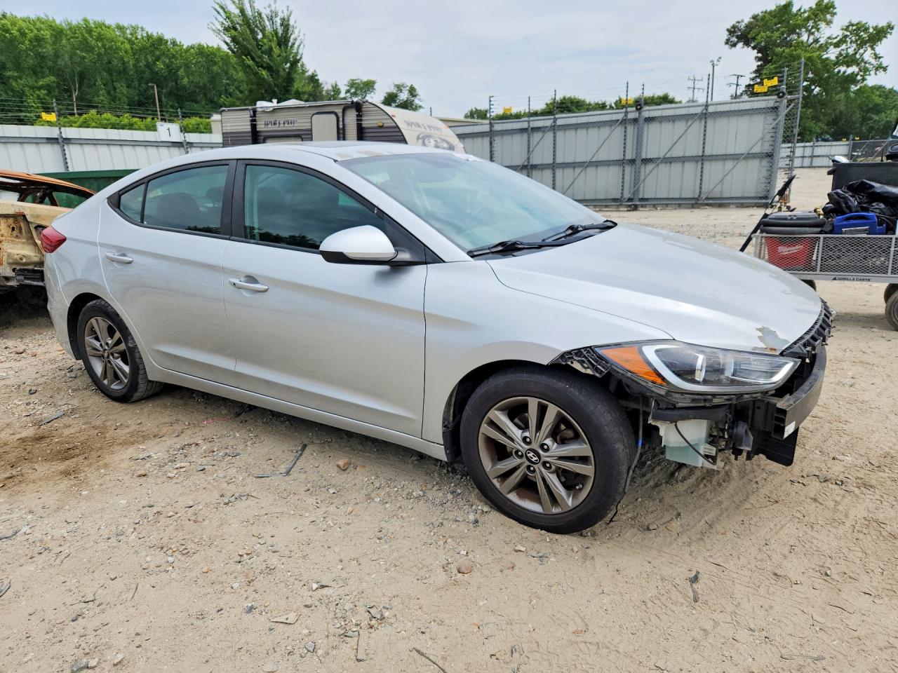 Hyundai ELANTRA Value Edition