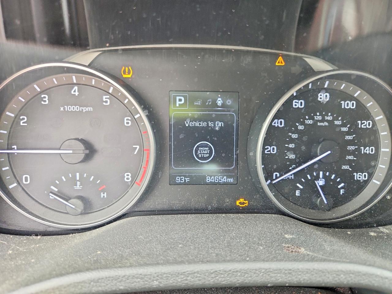 Hyundai ELANTRA Value Edition