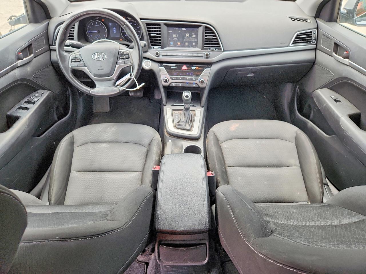 Hyundai ELANTRA Value Edition