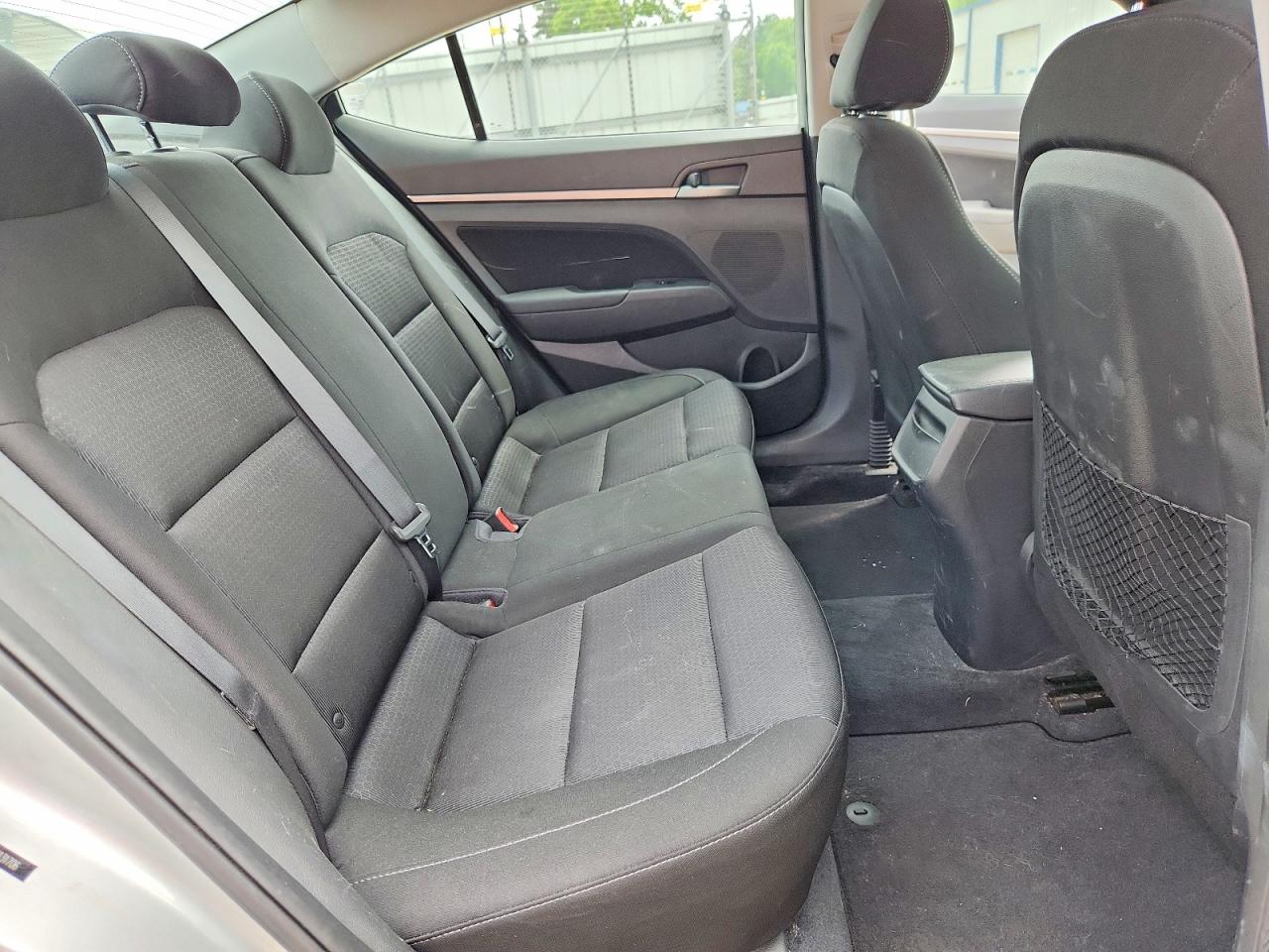 Hyundai ELANTRA Value Edition