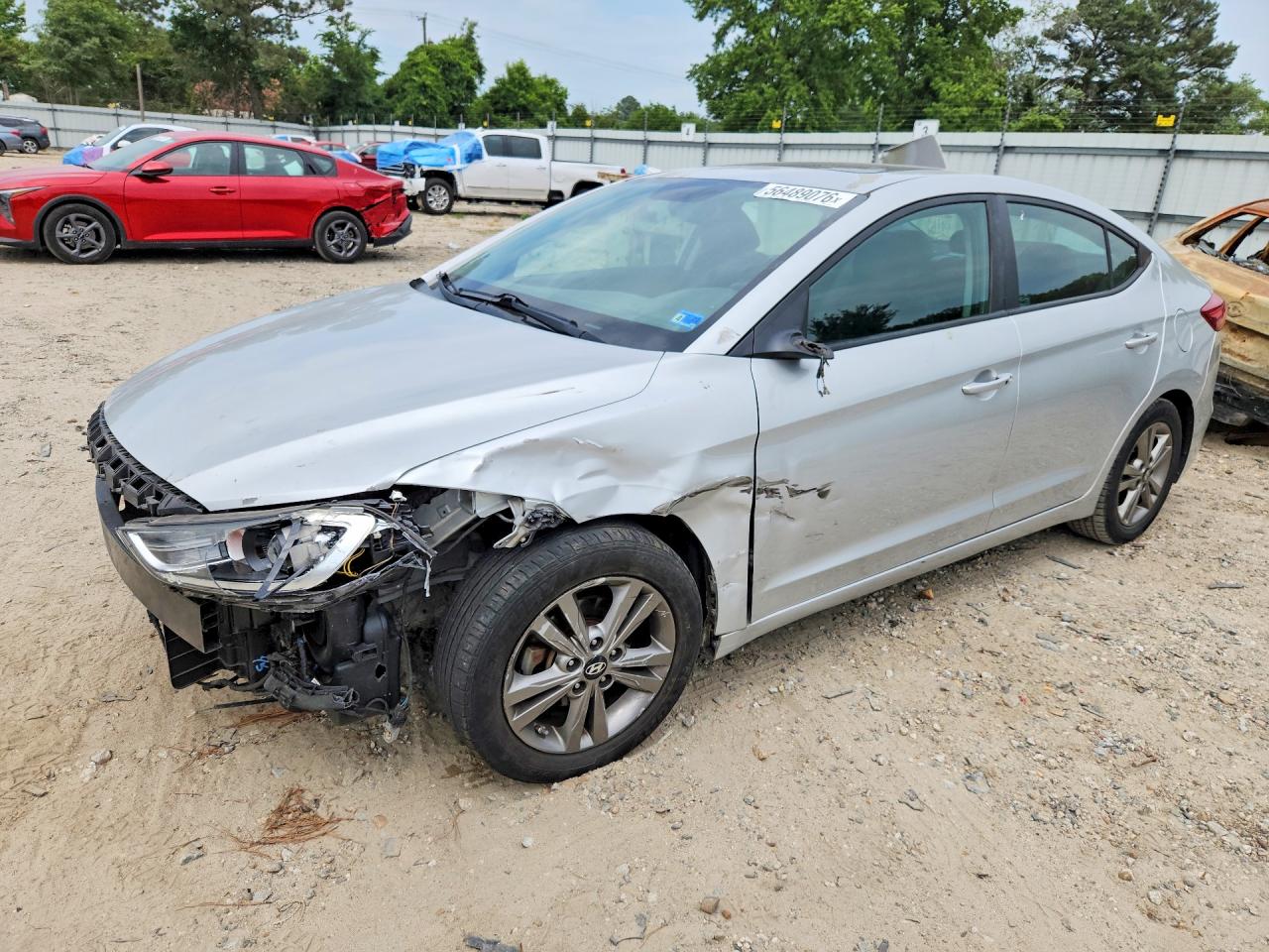 Salvage Hyundai ELANTRA Image