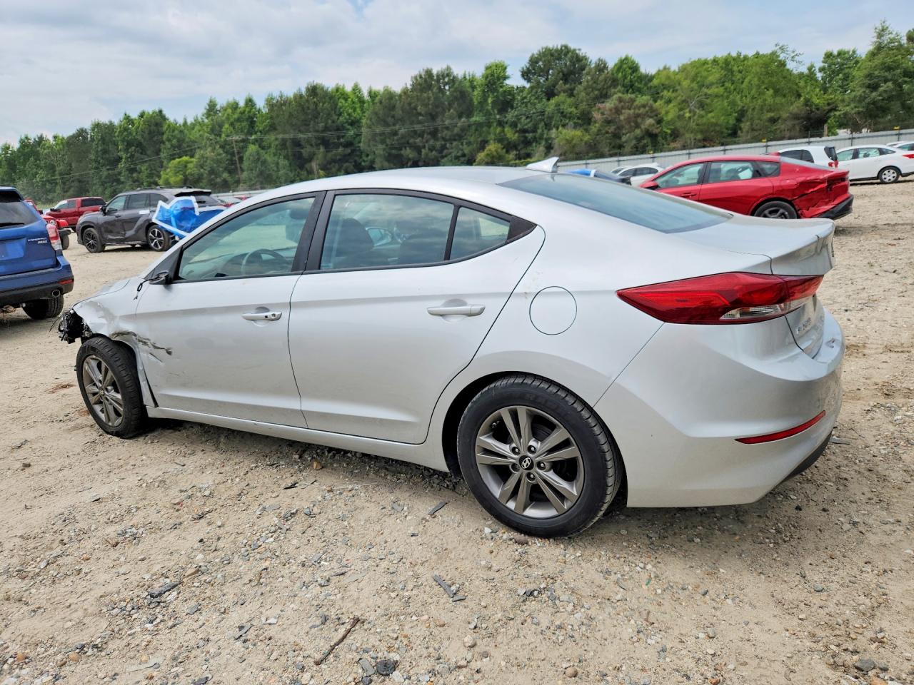 Hyundai ELANTRA Value Edition