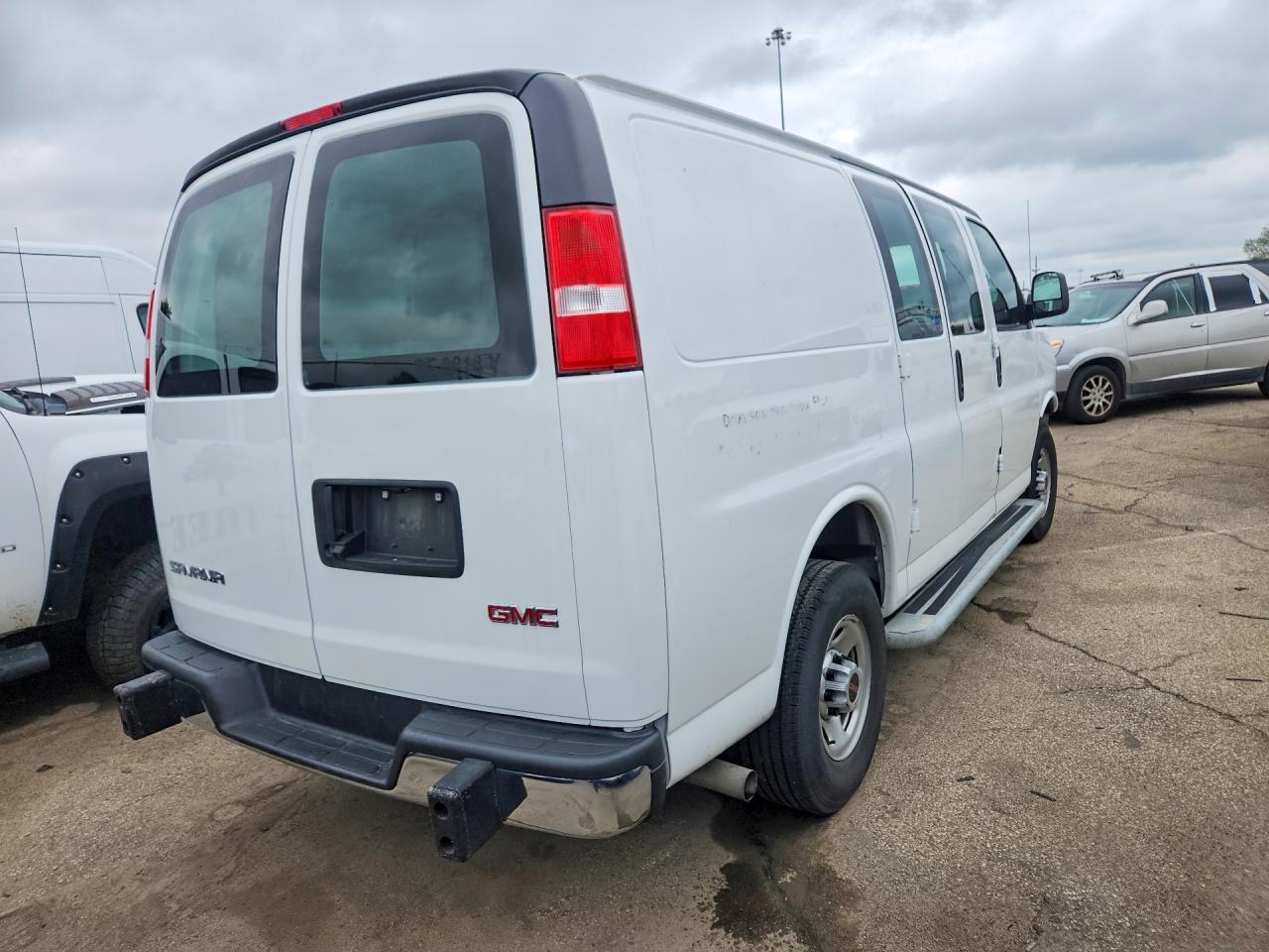 GMC Savana G2500