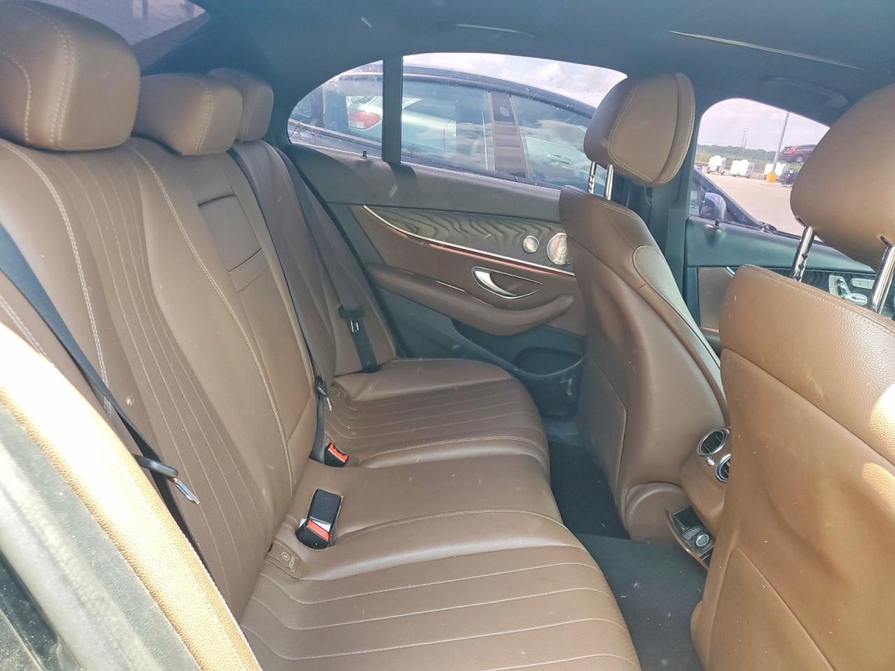 Mercedes-Benz E-Class 300 4matic