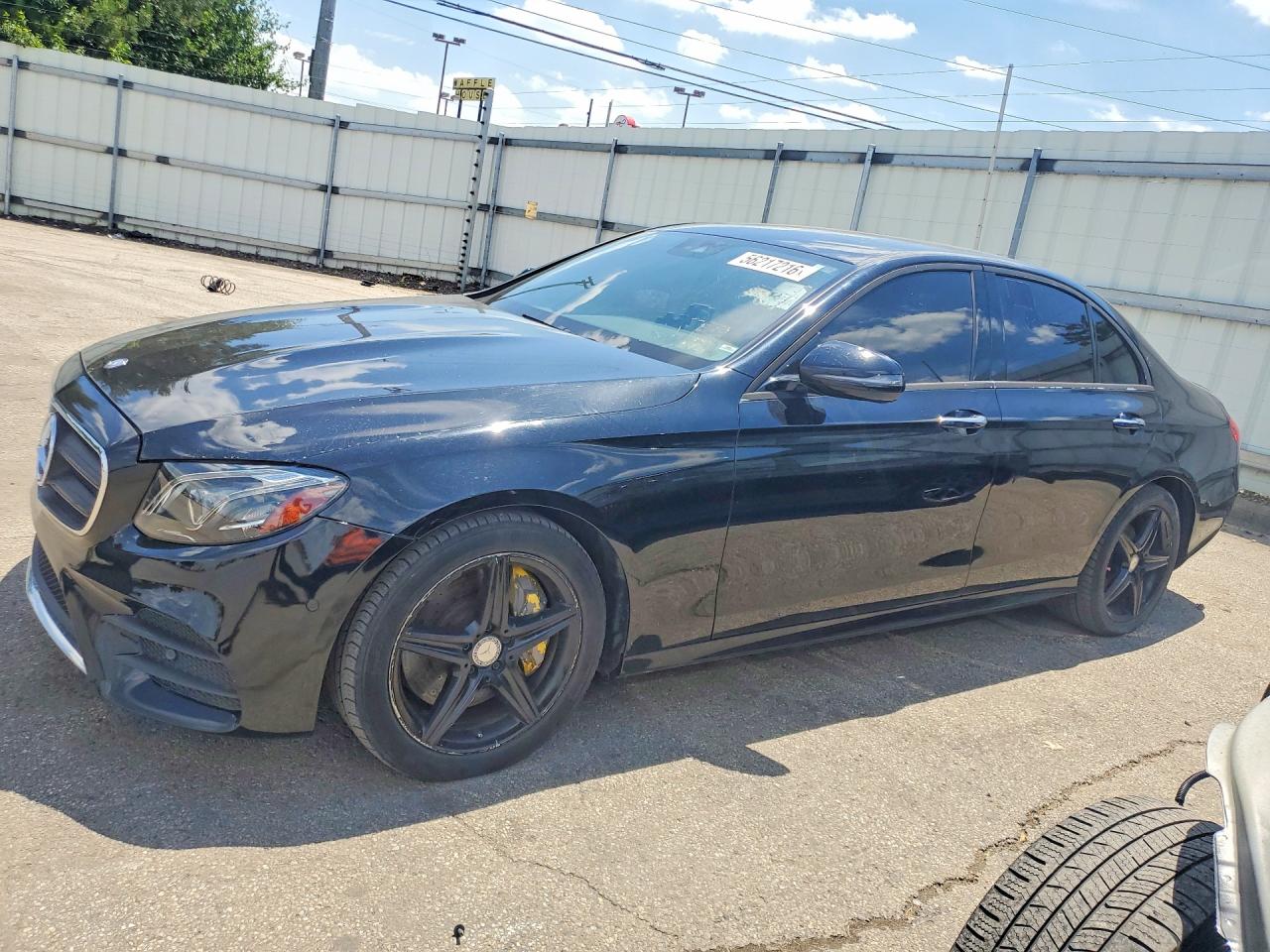 Salvage Mercedes-Benz E-Class Image