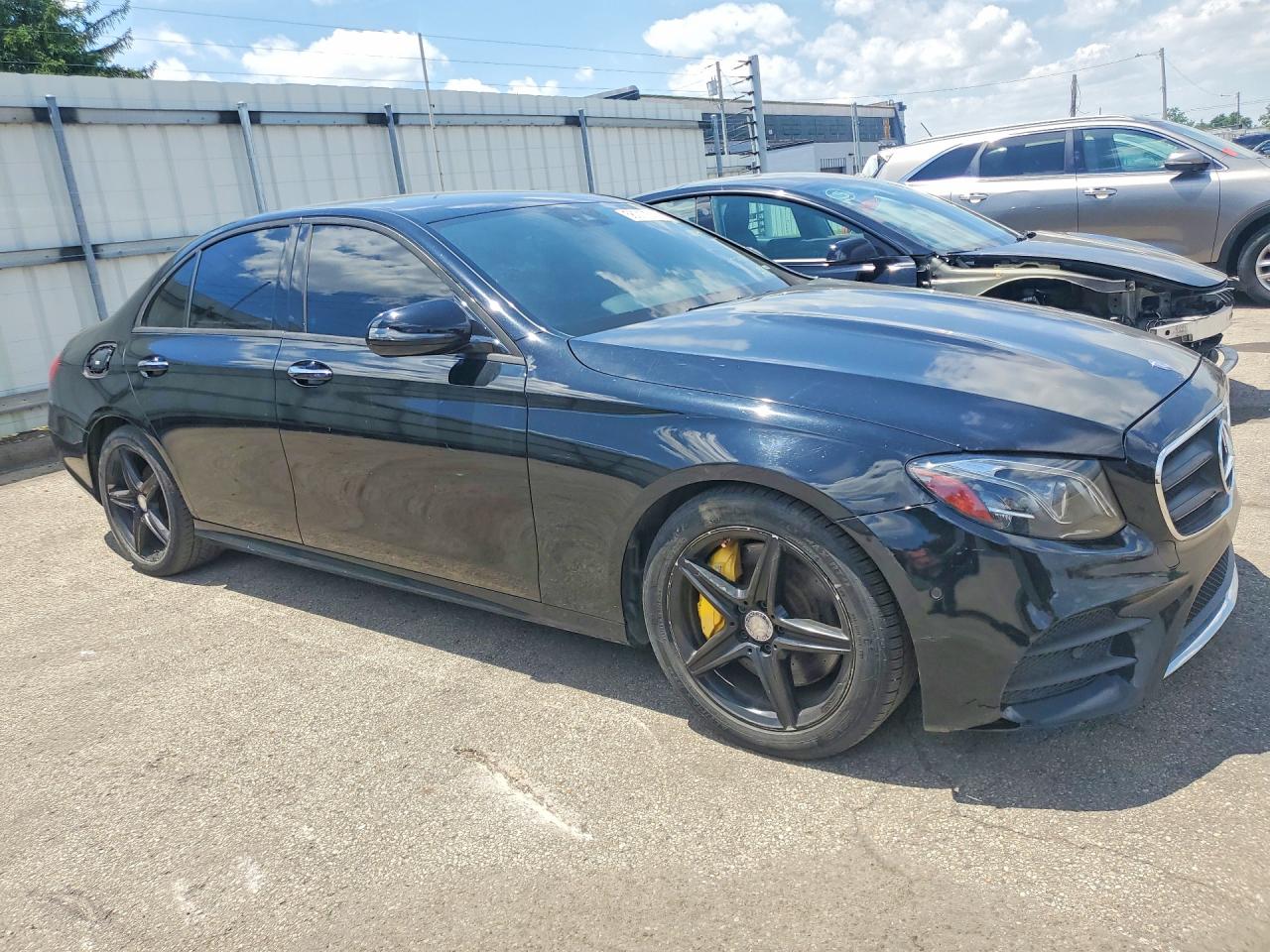 Mercedes-Benz E-Class 300 4matic