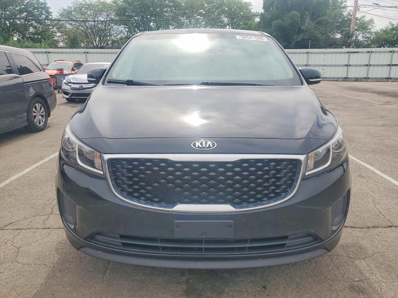 Kia Sedona Lx