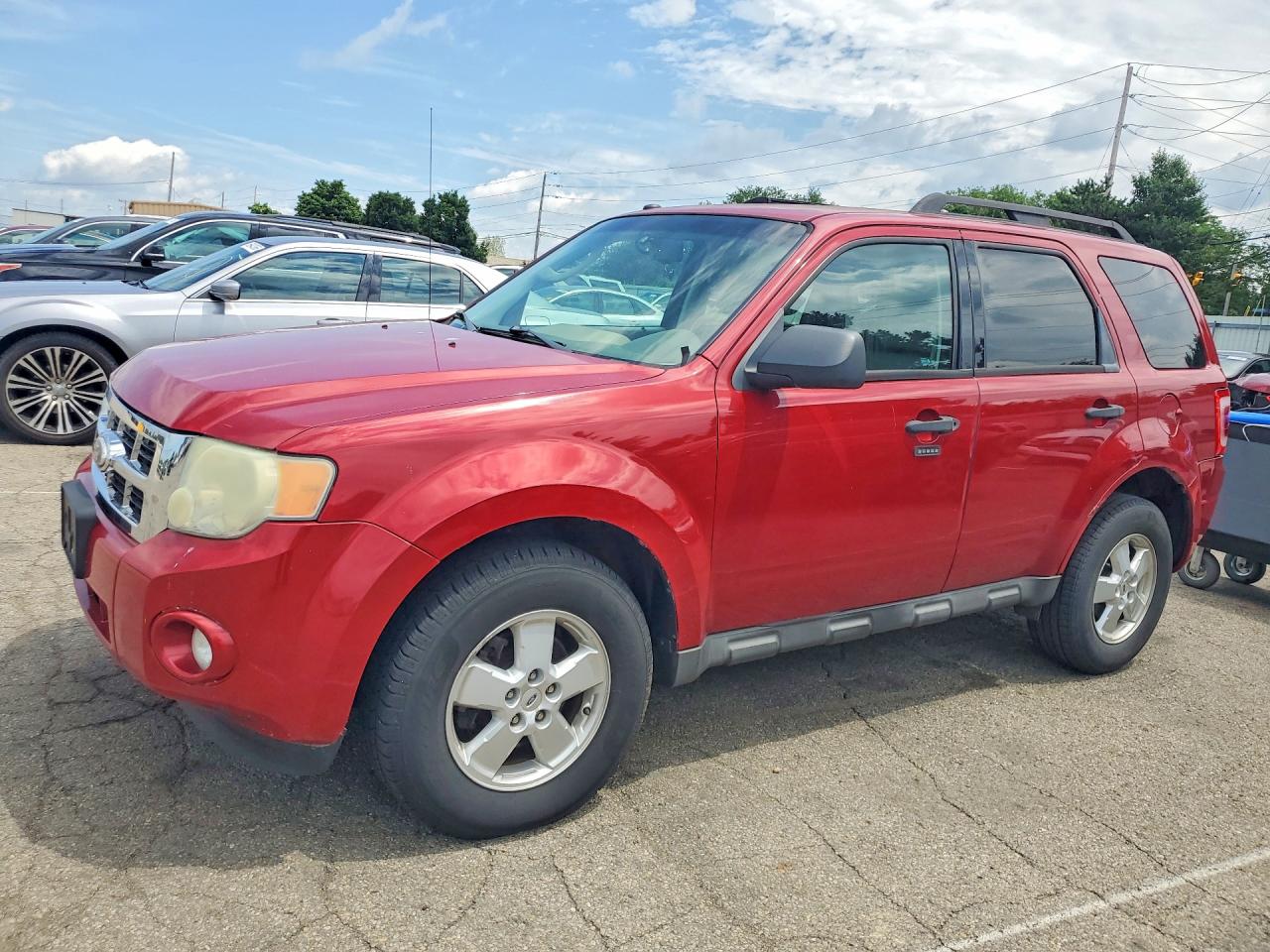 Salvage Ford Escape Image