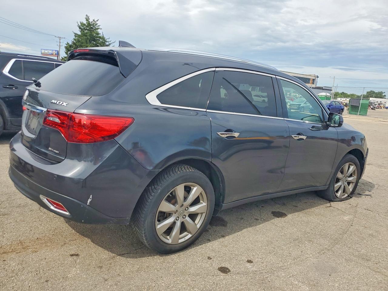 Acura MDX Advance