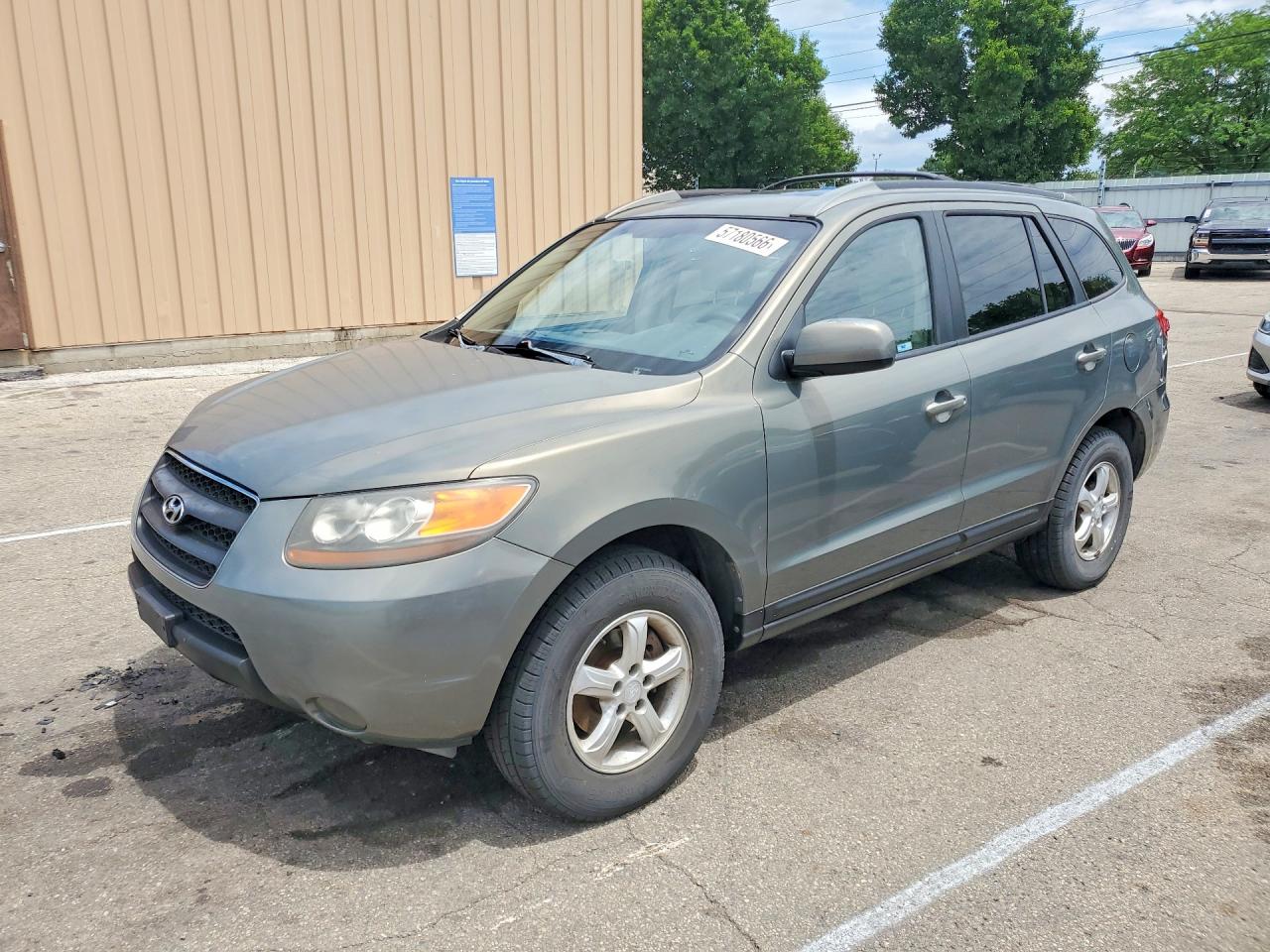Salvage Hyundai SANTA FE Image
