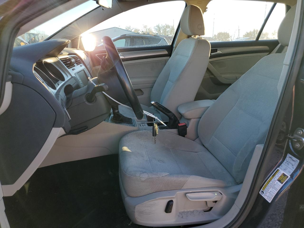 Volkswagen Golf S/se