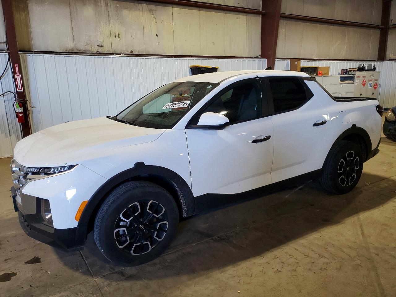 Salvage Hyundai SANTA CRUZ Image
