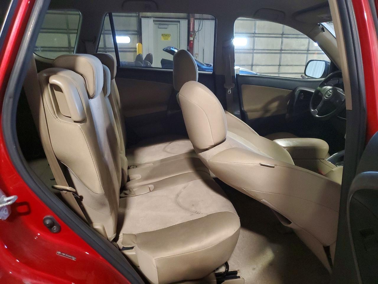 Toyota RAV4 Base