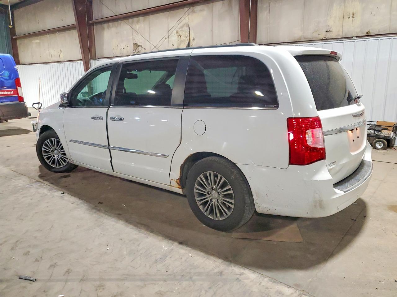 Chrysler Minivan Touring L