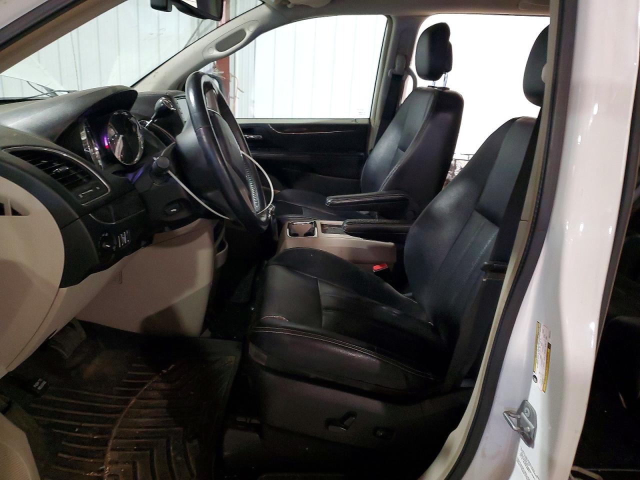 Chrysler Minivan Touring L