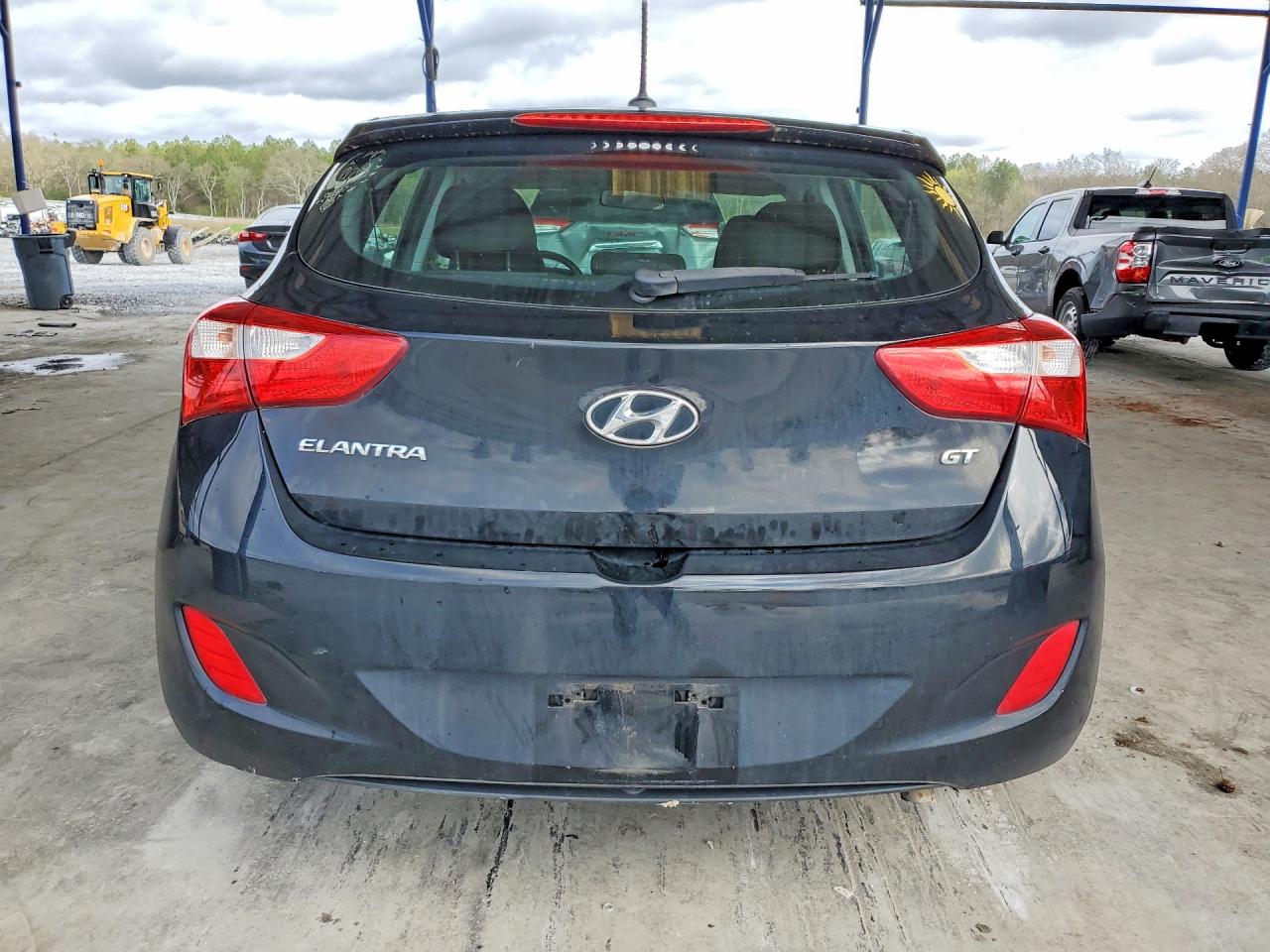 Hyundai ELANTRA Base
