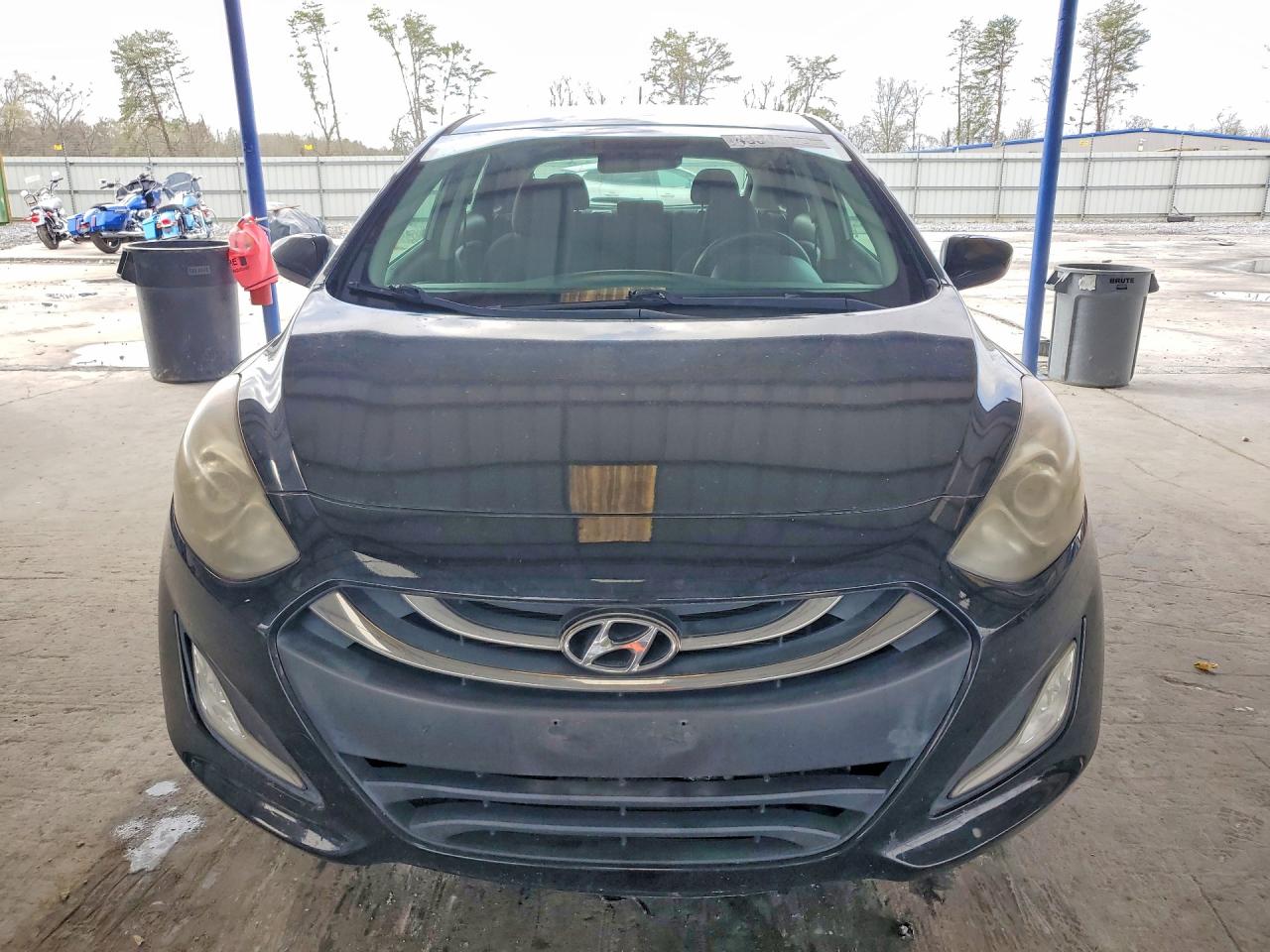 Hyundai ELANTRA Base