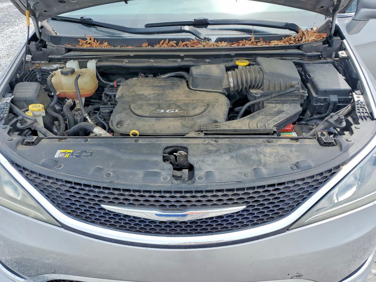 Chrysler Pacifica Touring L
