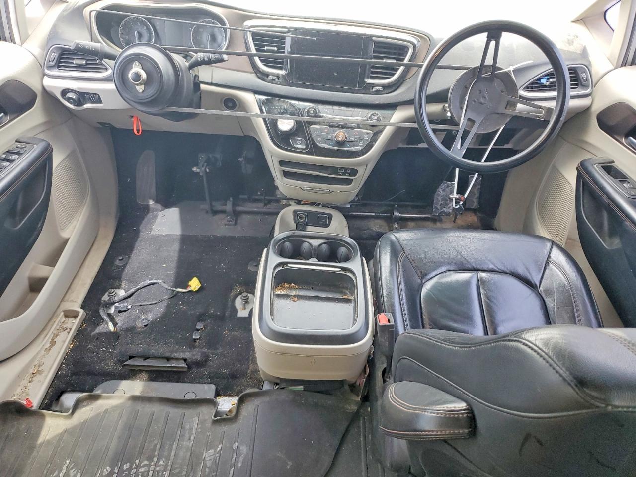 Chrysler Pacifica Touring L