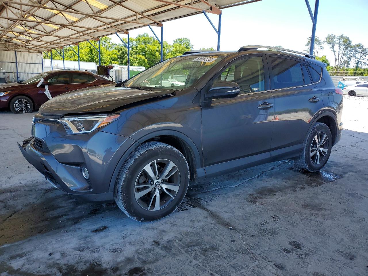 Salvage Toyota RAV4 Image