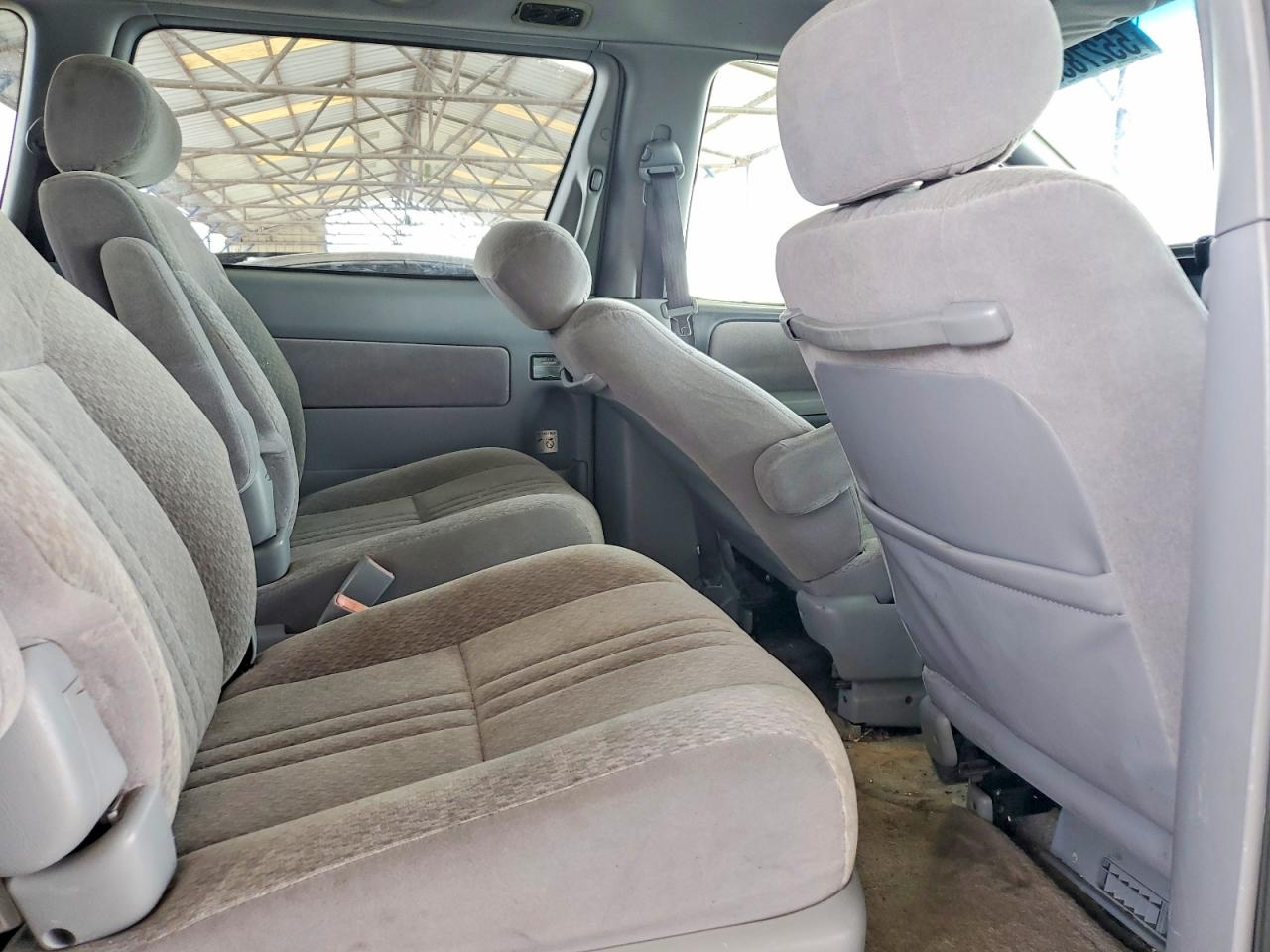 Toyota Sienna Ce