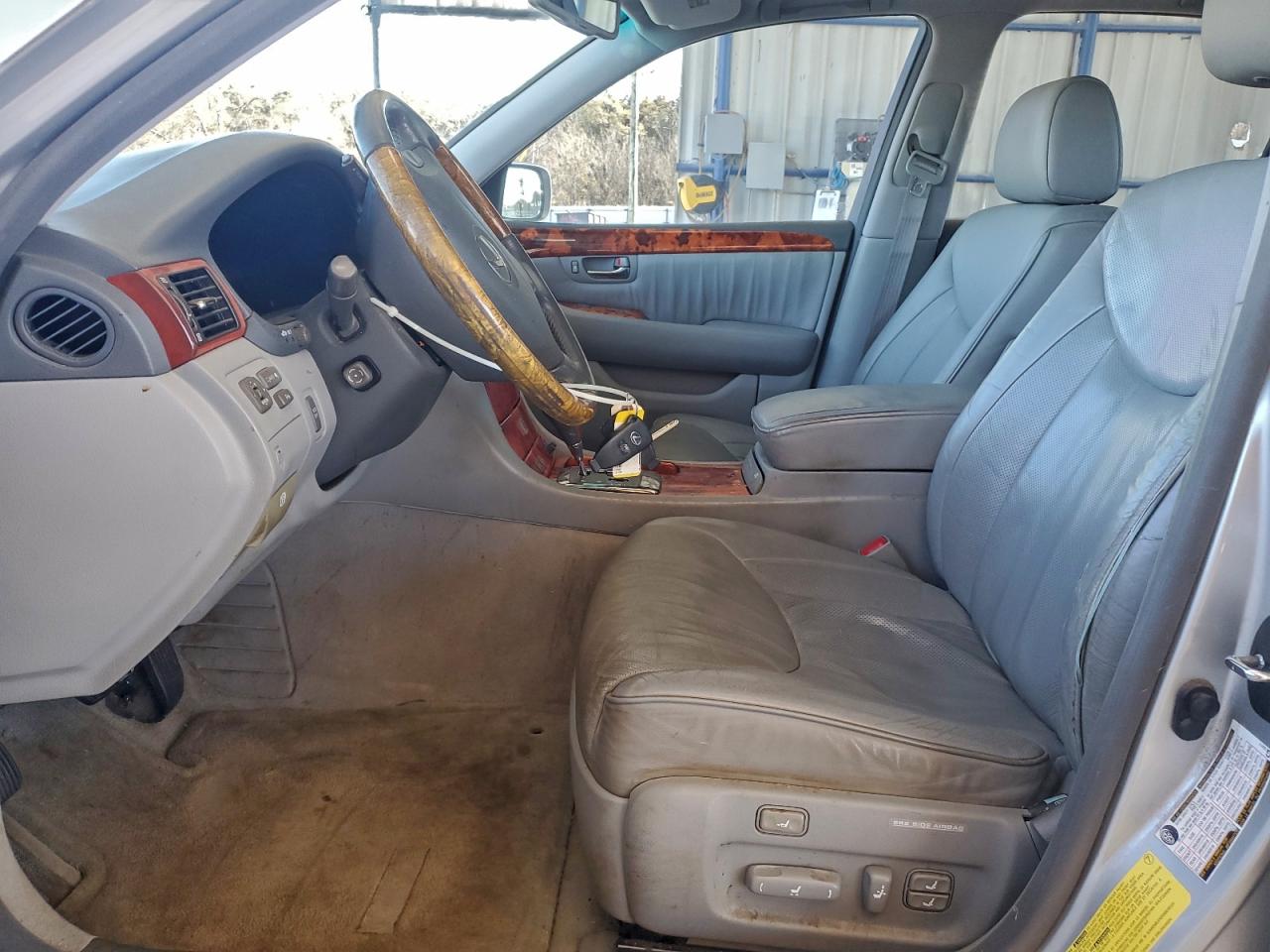 Lexus LS 430