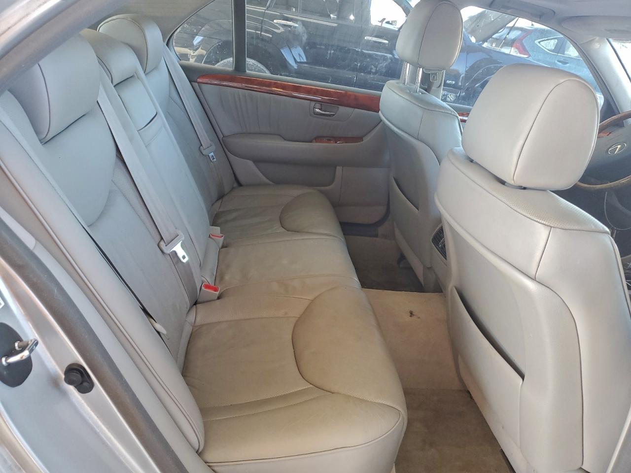 Lexus LS 430