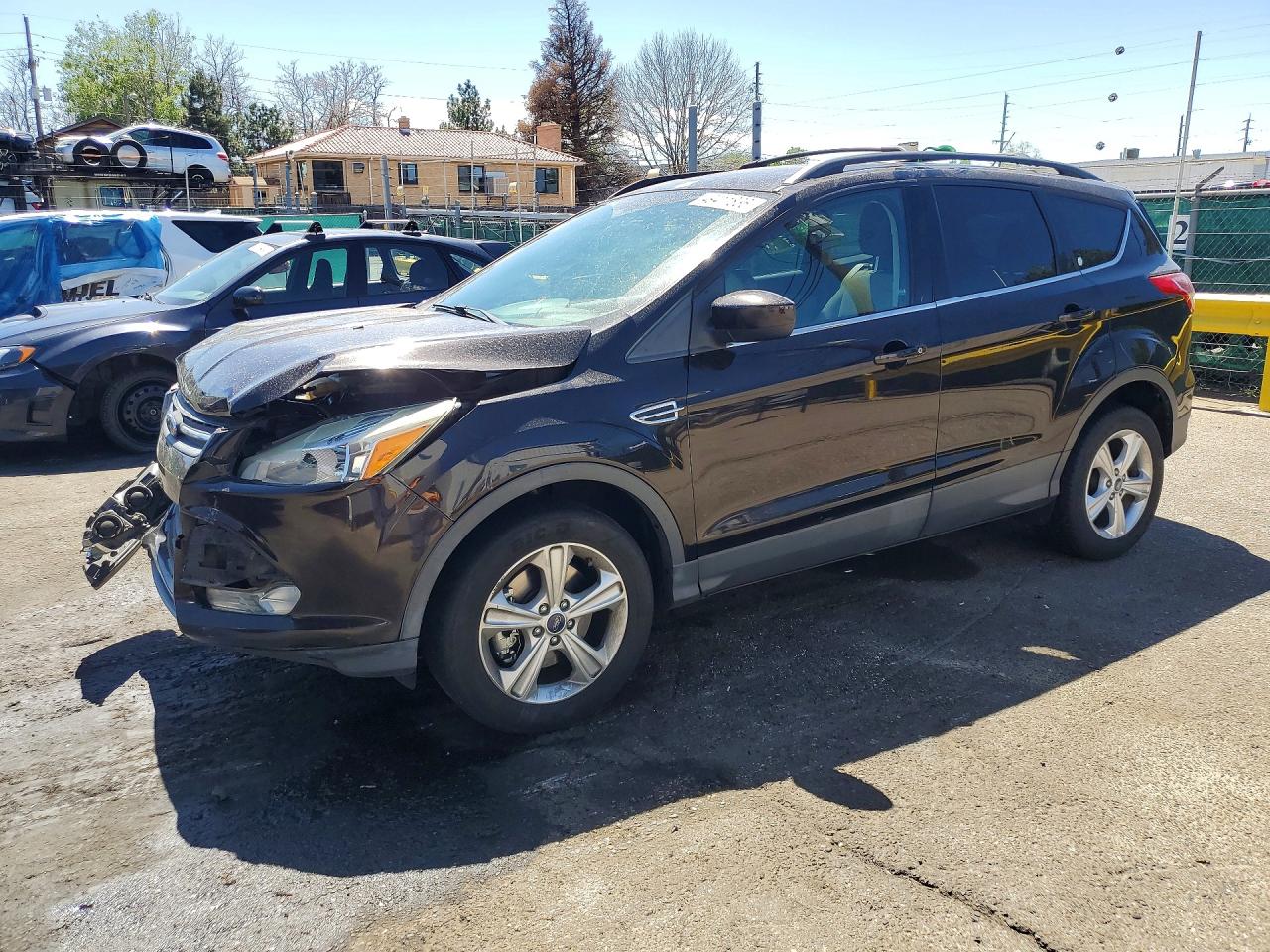 Salvage Ford Escape Image
