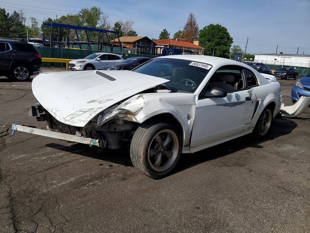 Salvage Ford Mustang Image