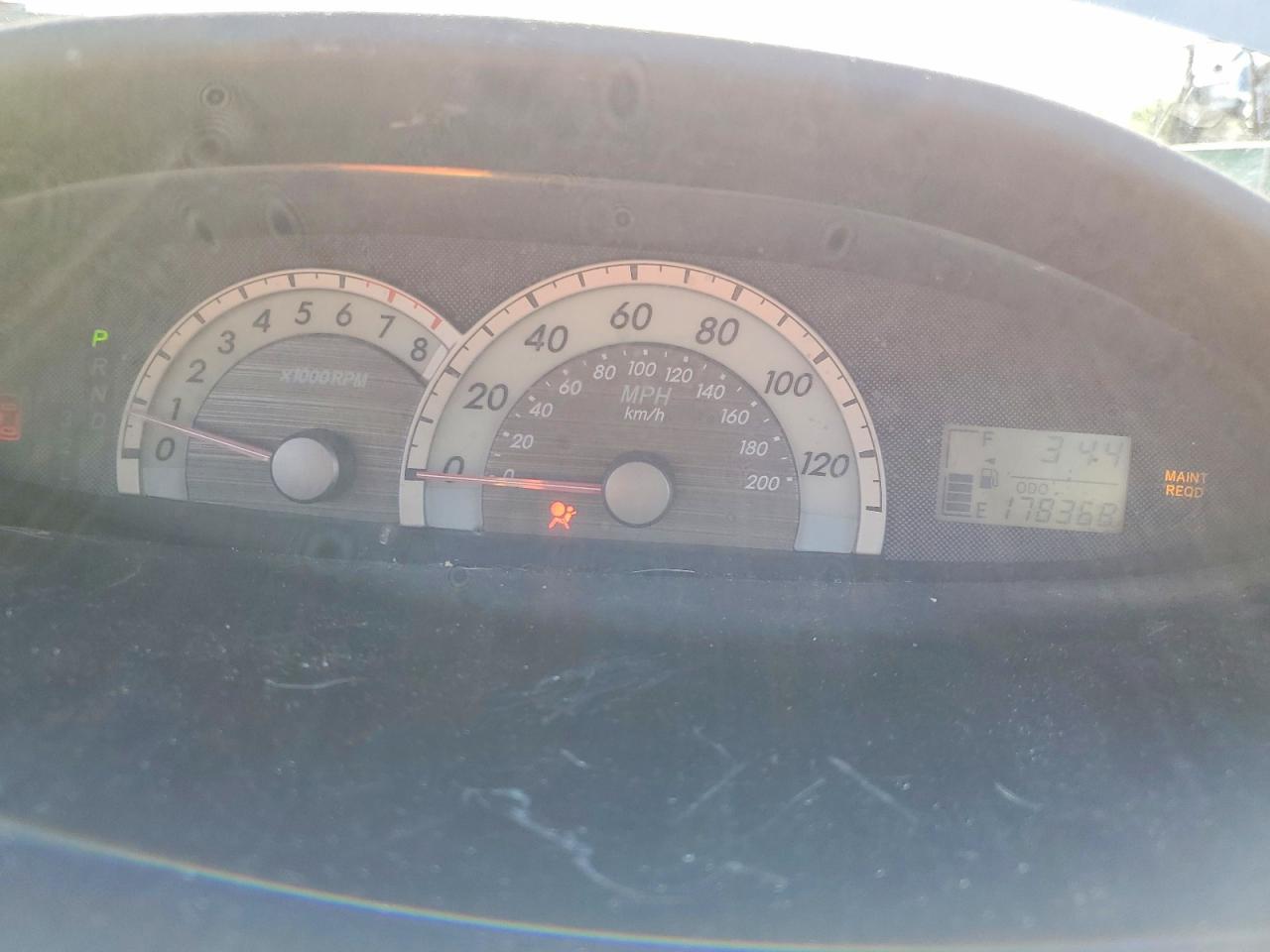 Toyota Yaris Base