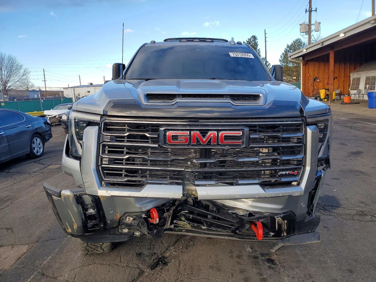 GMC Sierra K2500 At4