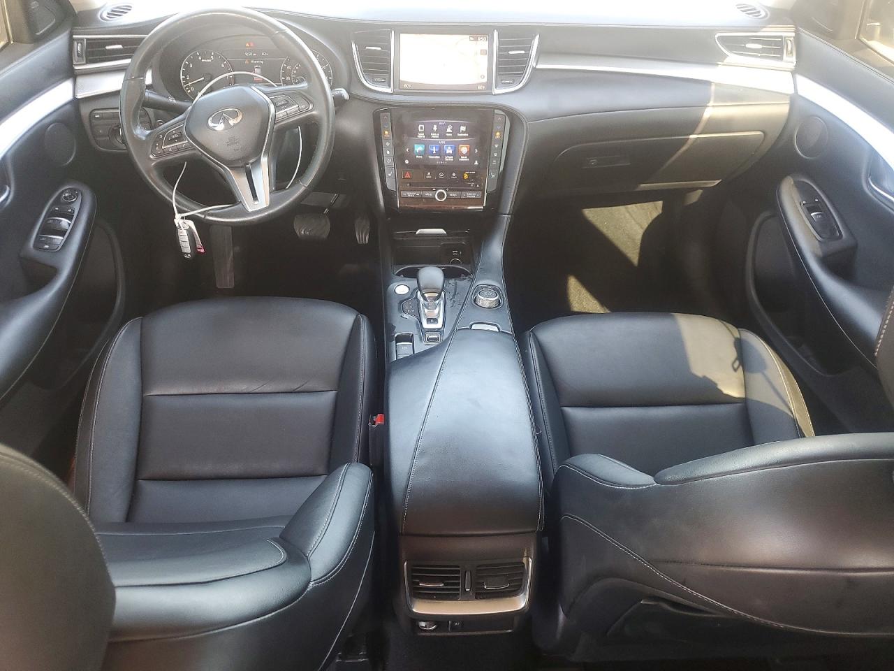 INFINITI Qx Luxe