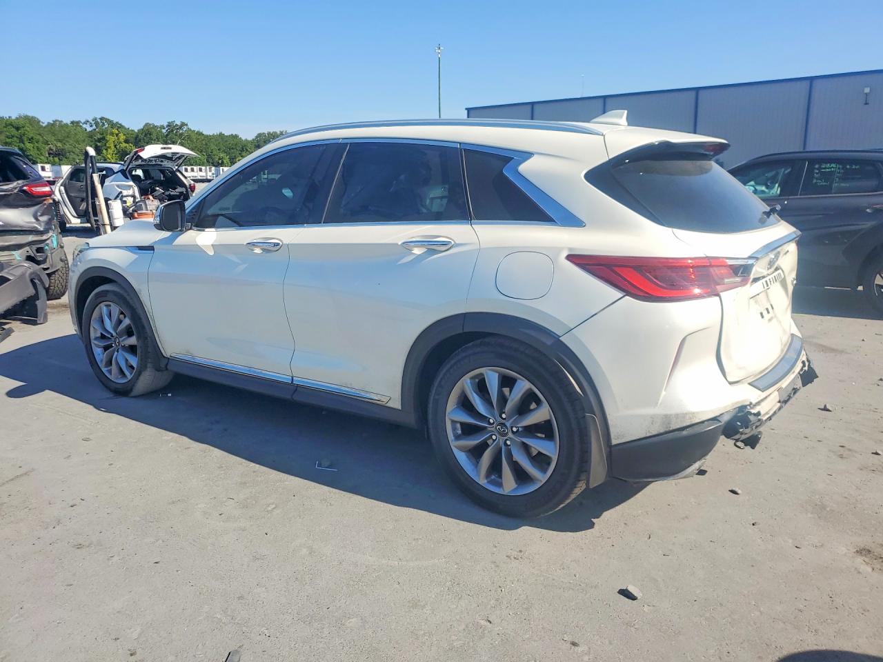 INFINITI Qx Luxe