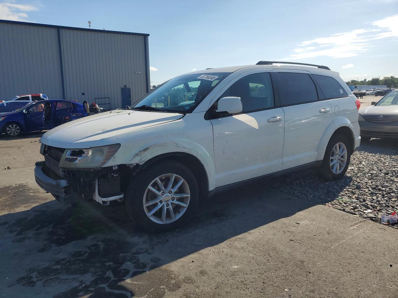 Salvage Dodge Journey Image