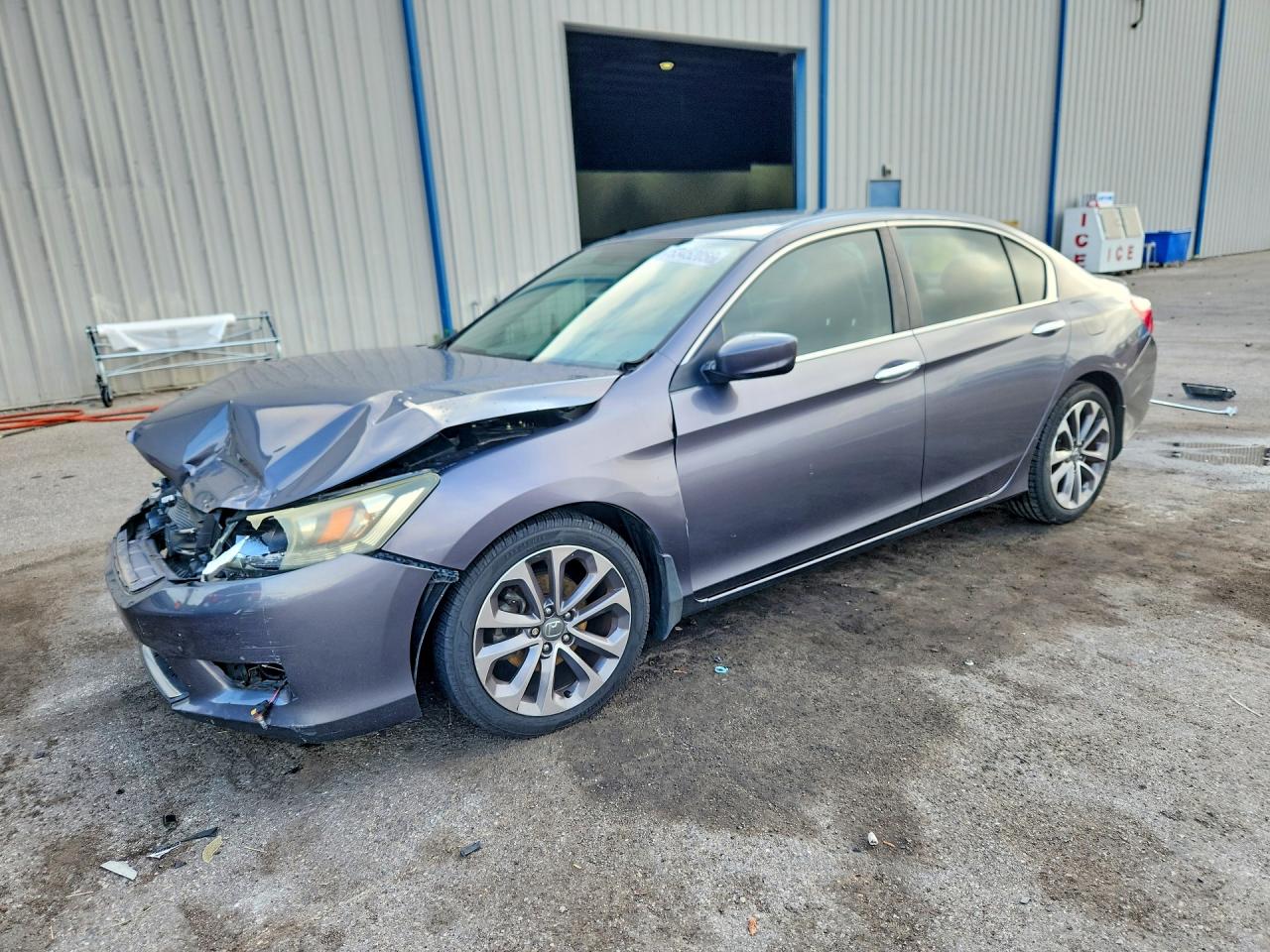 Salvage Honda Accord Image