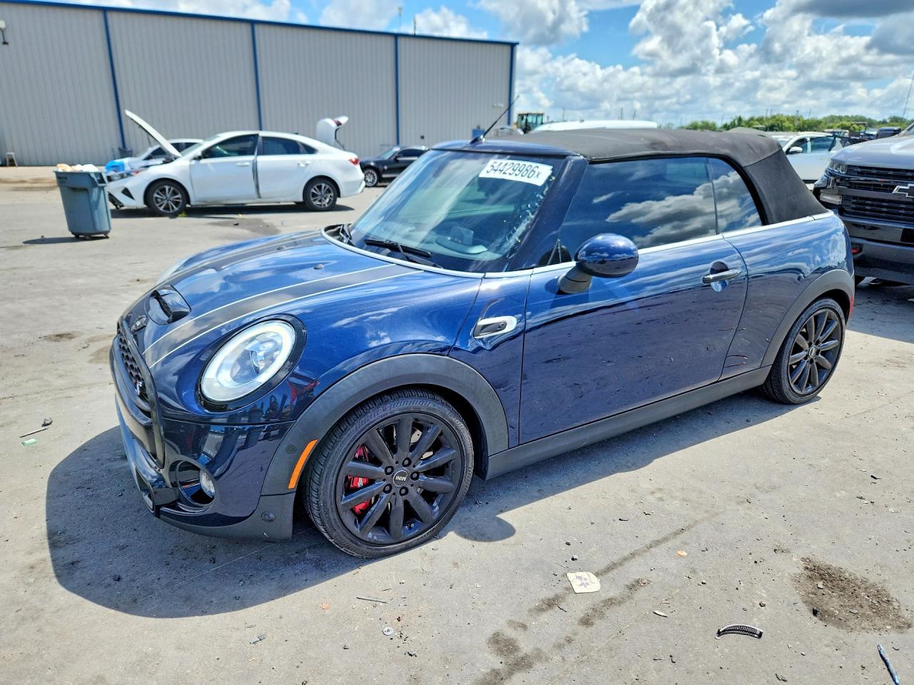Salvage MINI Cooper Image