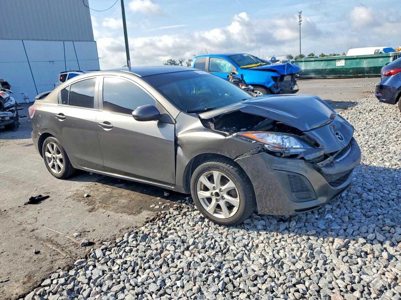 Mazda 3 I