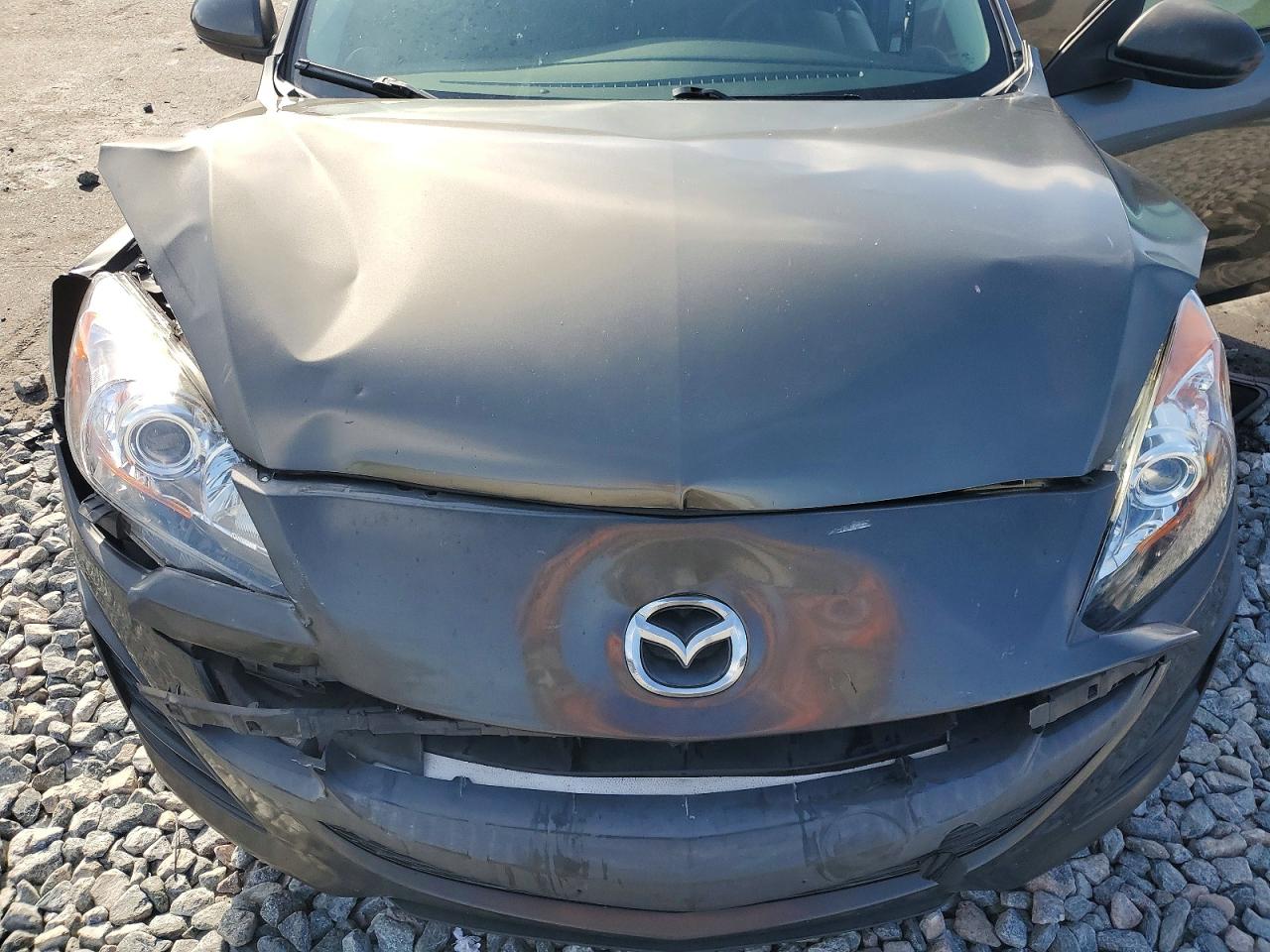 Mazda 3 I