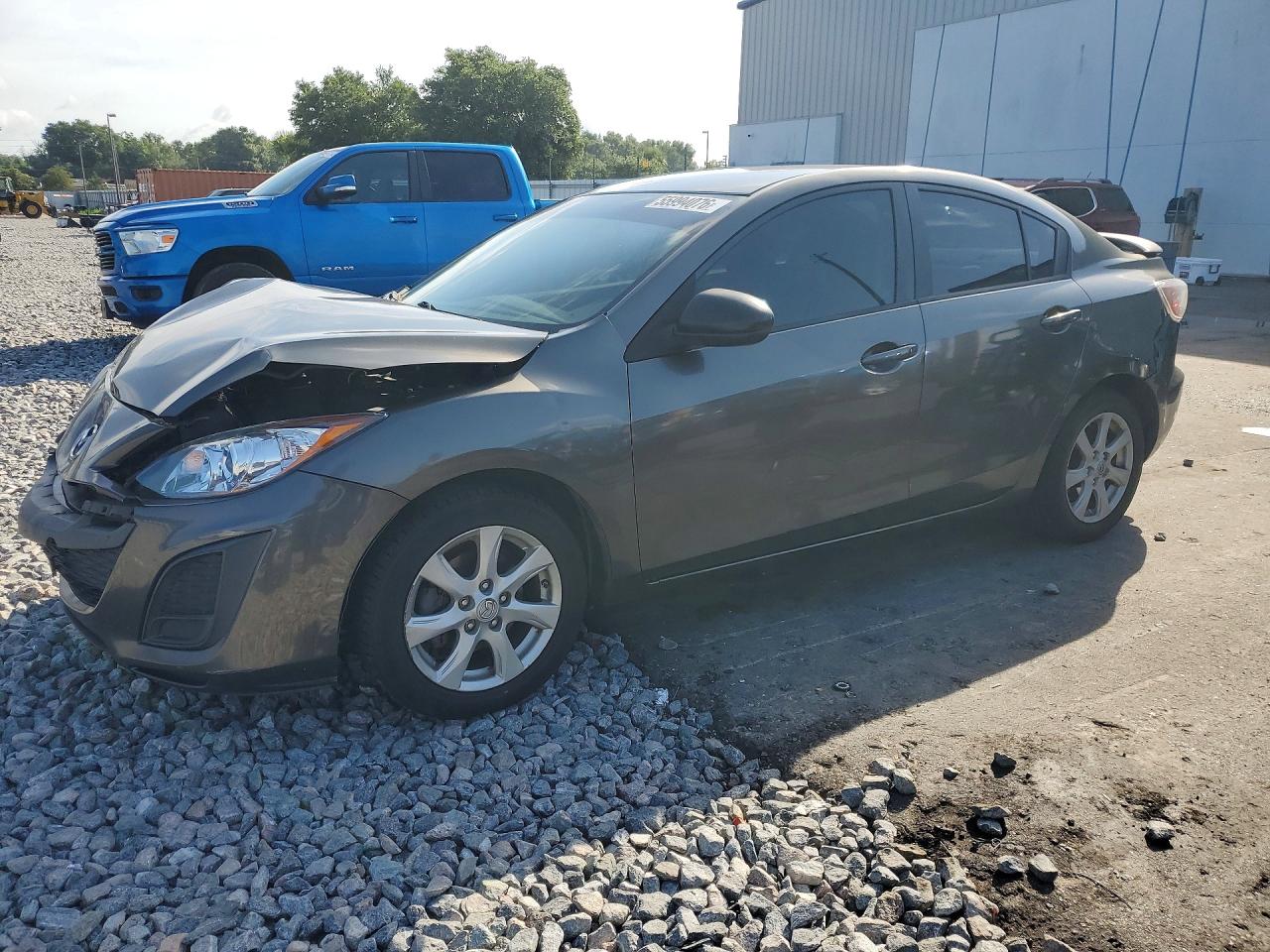Salvage Mazda 3 Image