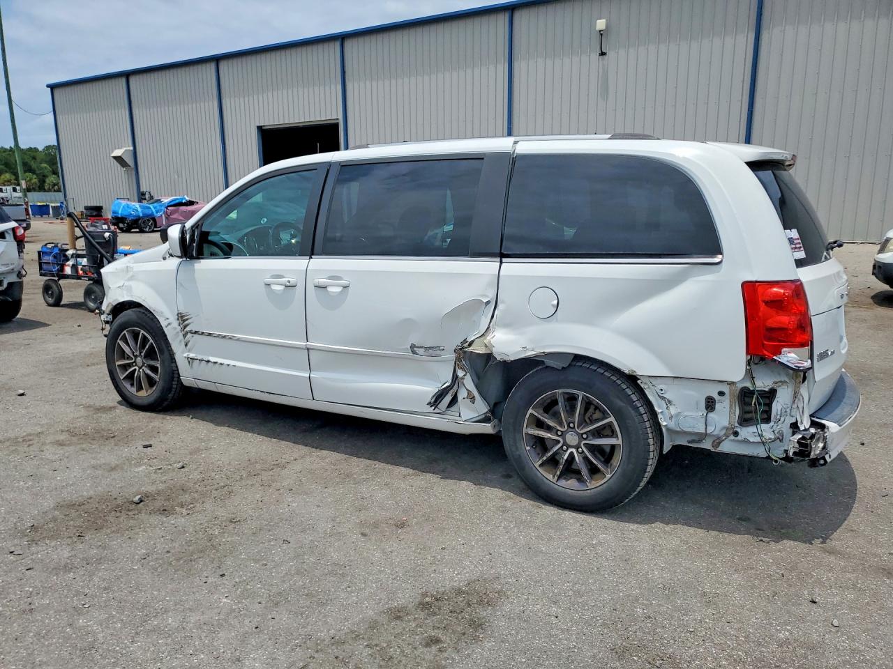 Dodge Caravan Sxt