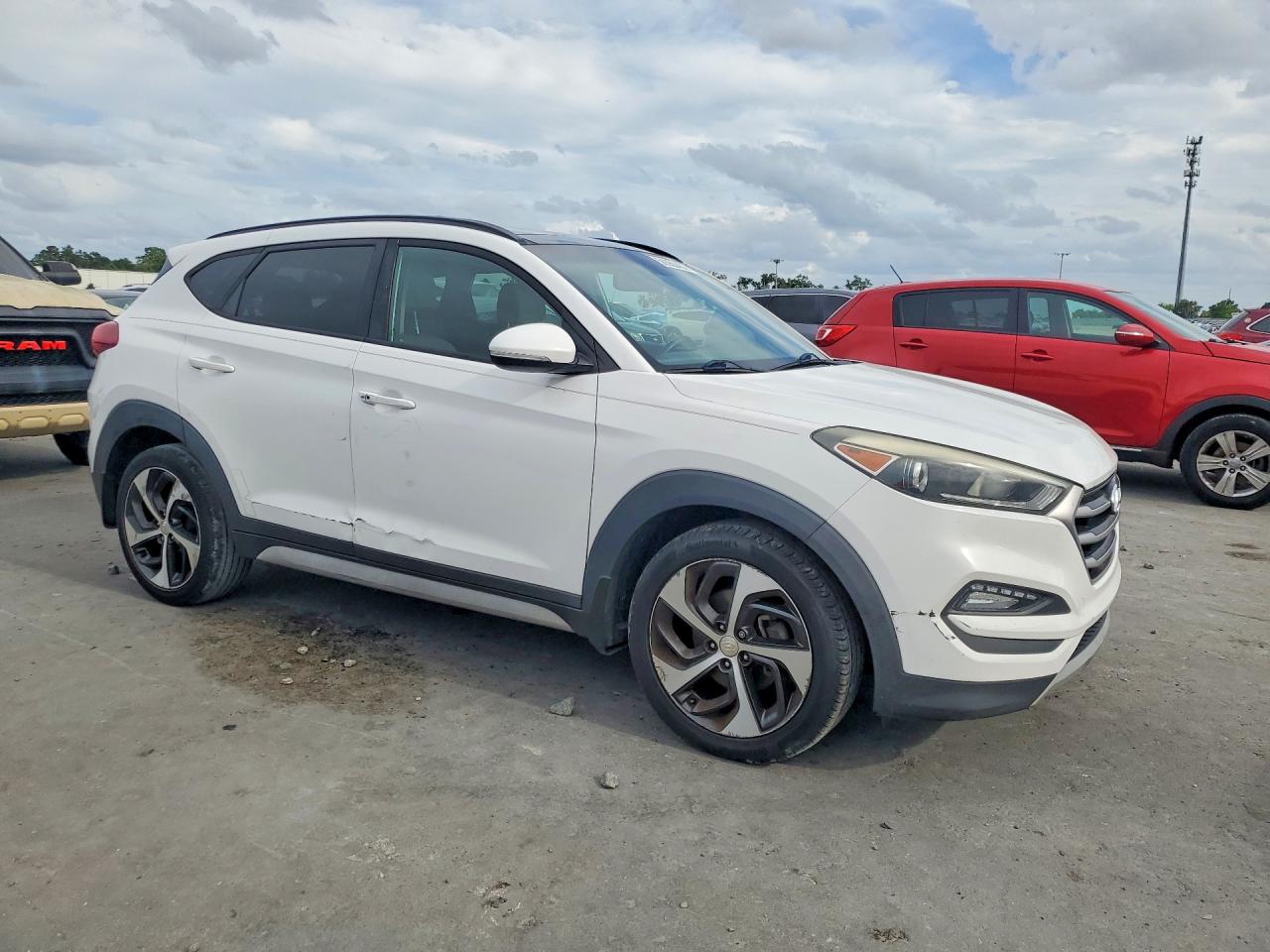 Hyundai TUCSON Value