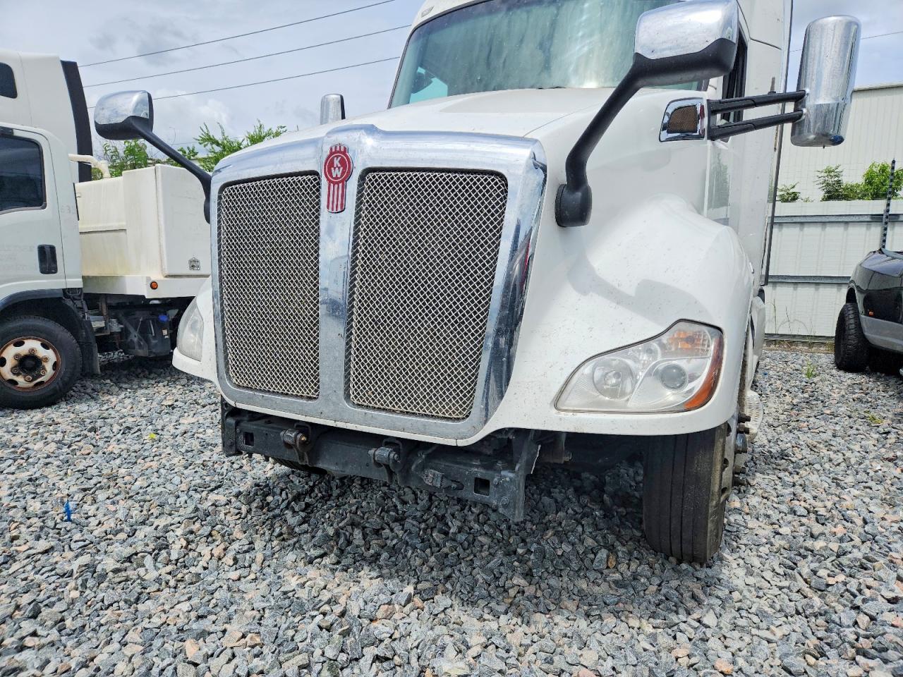 Kenworth Construction