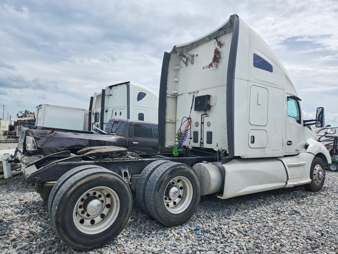 Kenworth Construction
