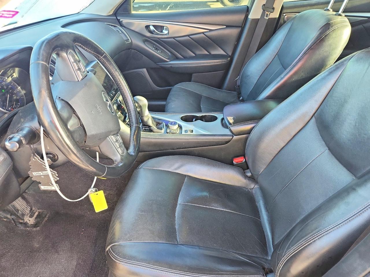 INFINITI Q50 Hybrid Premium